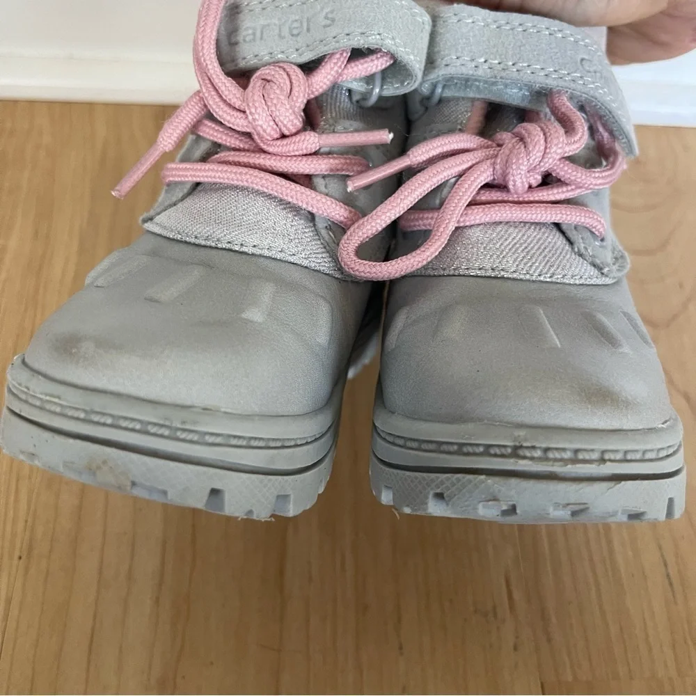Carters Duck Rain Boots Size 6 Ankle Boots